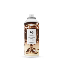 R+Co Trophy con brillo y textura, acabado natural para todo tipo de cabello