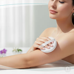R-NEU powder puff included for mess-free body application