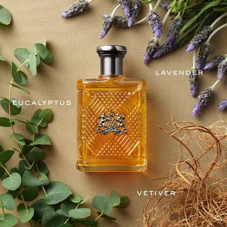 Ralph Lauren Safari, tapón azul metálico, detalle de lujo para la botella.