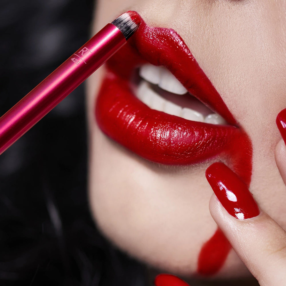 Real Techniques Artist Essentials cepillo labial cremoso, aplica color con precisión