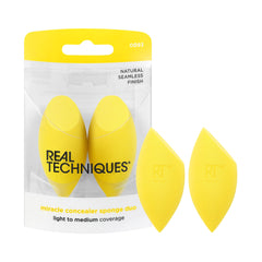 Esponja Real Techniques Miracle Concealer, dos unidades, para un acabado natural y uniforme.