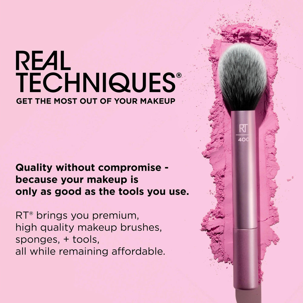 Real Techniques Ultra Plush Limpieza Semanal con gel específico.