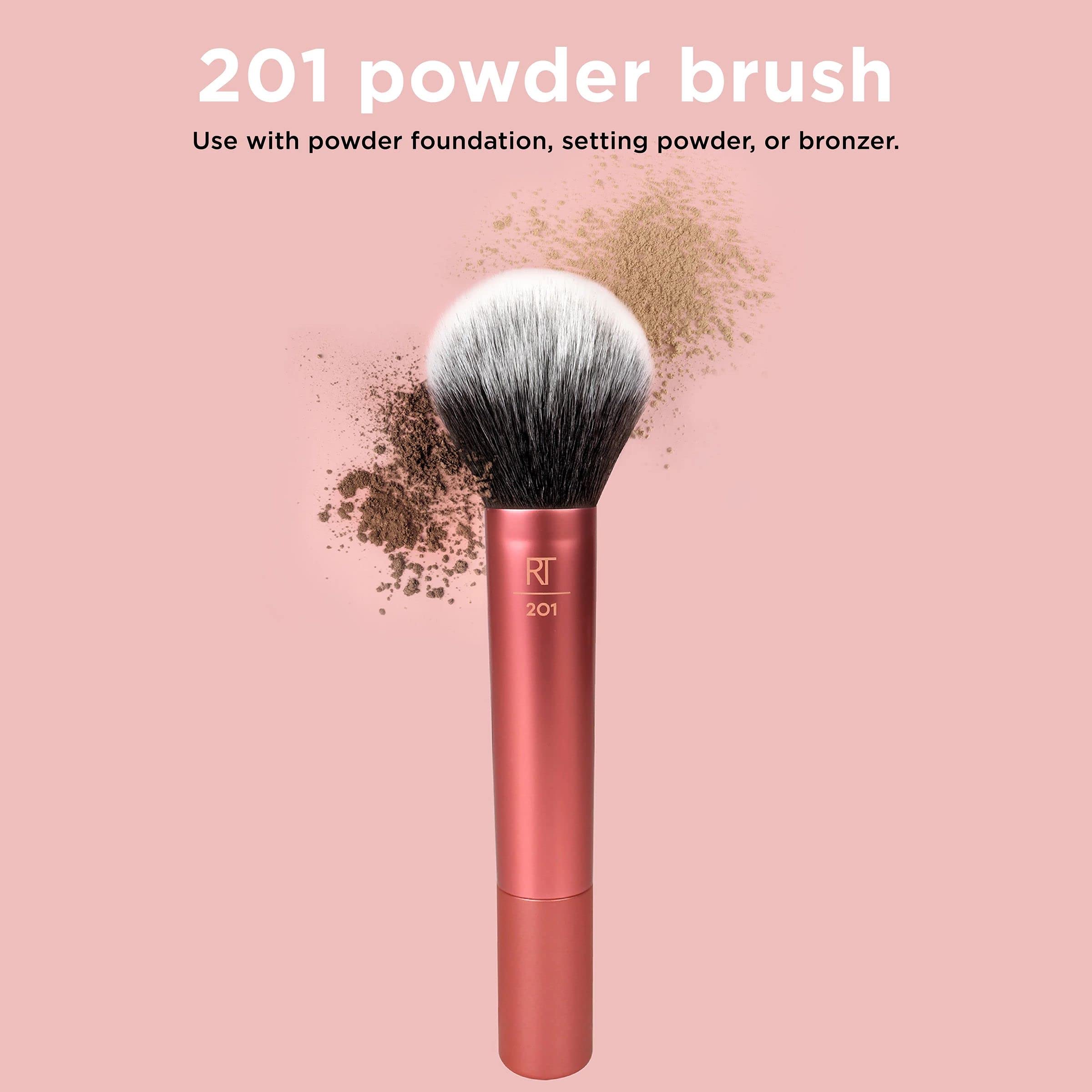 Real Techniques Ultra Plush Pincel Polvos Acabado Mate para un look natural.
