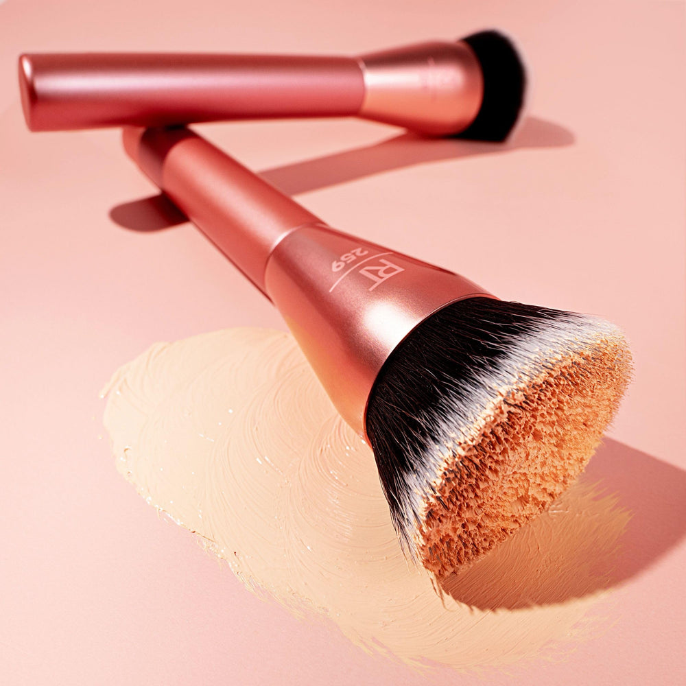 Real Techniques Glow: 100% vegana y libre de crueldad para tu rutina de maquillaje.