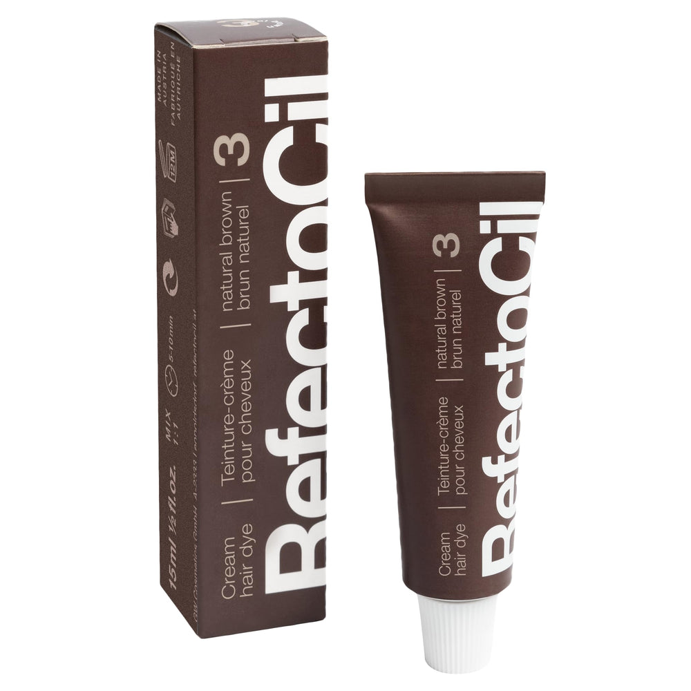Refectocil oxidante líquido 3% para activar el tinte de forma uniforme.