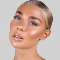 REFY Brow Sculpt con efecto laminado para cejas ordenadas.