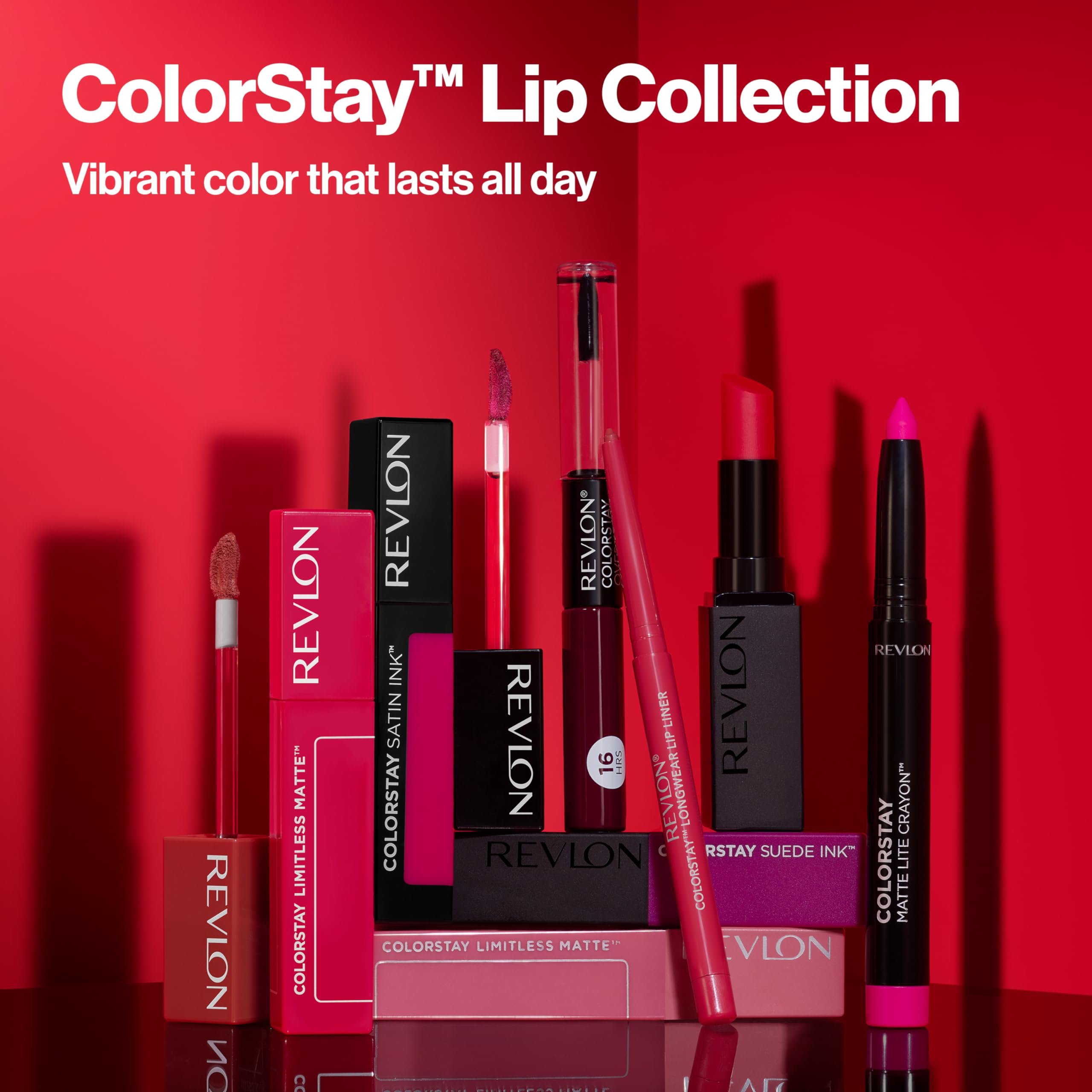 REVLON palette de 30 teintes pour looks variés.