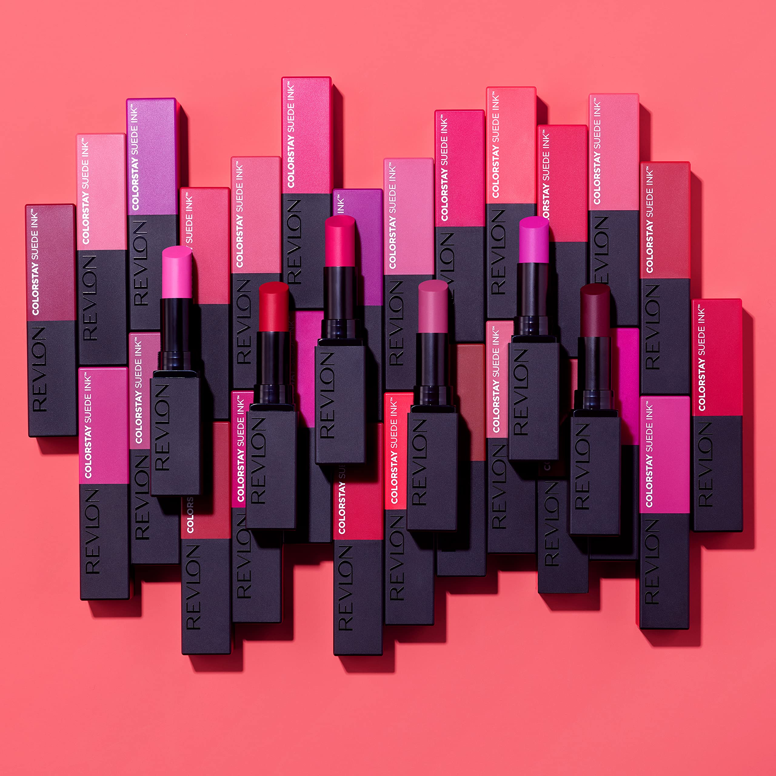 Revlon ColorStay Suede Ink resistente al agua para días activos.