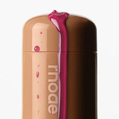 Textura satinada de Rhode rubor rosado para brillo sutil