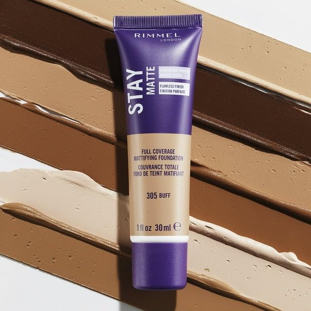 Rimmel Stay Matte Mousse, fórmula libre de aceite para piel grasa.