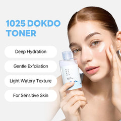 ROUND LAB 1025 Dokdo Toner: aplicación suave para piel limpia