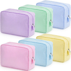 Sanwuta bolsa cosmética grande con rayas seersucker para viaje ordenado.