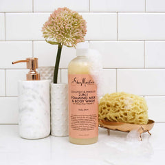 SheaMoisture Coco Hibiscus: textura cremosa que crea espuma suave