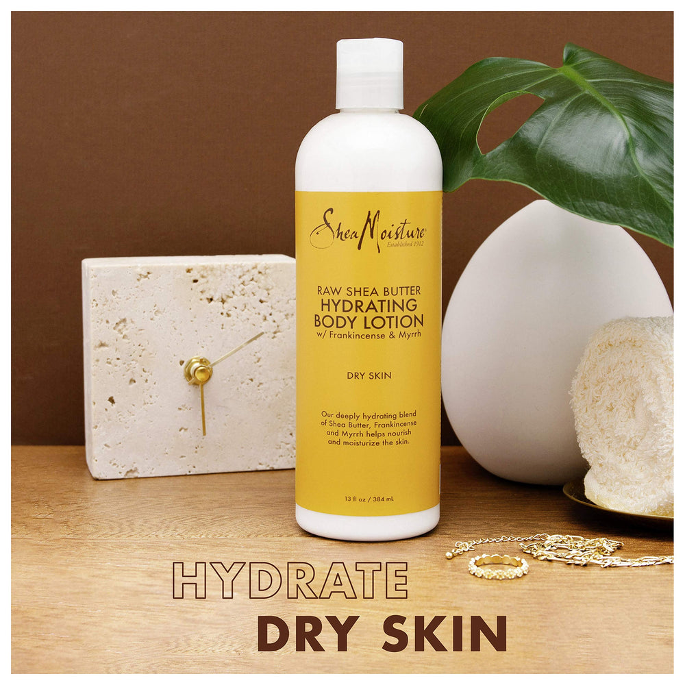 Loción SheaMoisture con incienso y mirra para una sensación reconfortante.