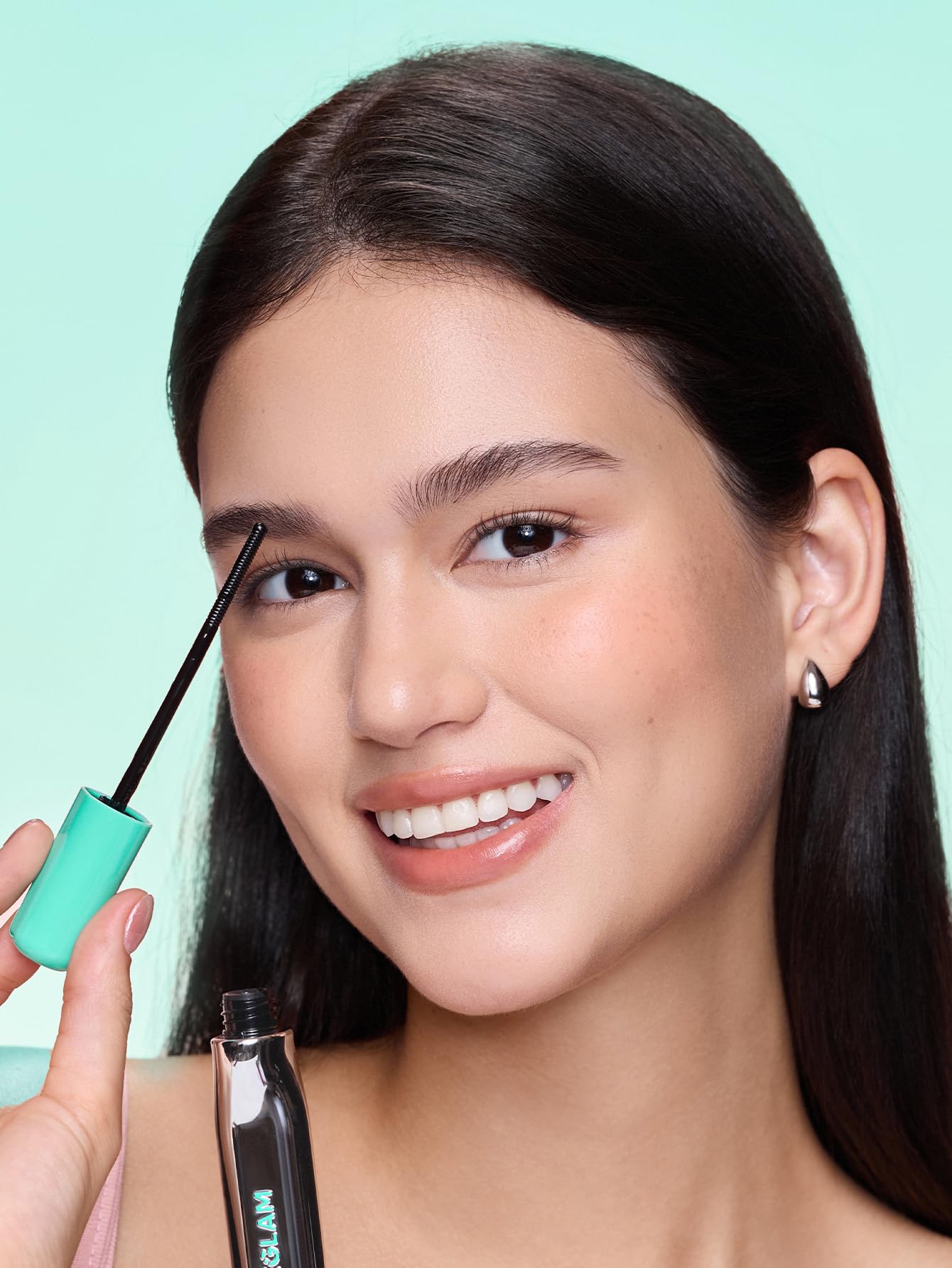 SHEGLAM Lashlighter EZ Remove con punta de aplicación facilita desmaquillado sin frotar
