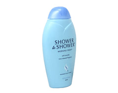 Shower To Shower Morning Fresh polvos suaves para una aplicación en la piel.