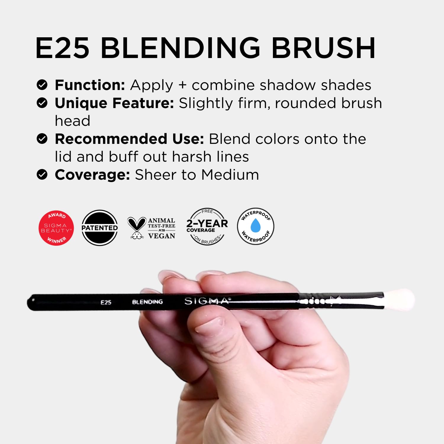 Fácil limpieza de Sigma Beauty E25 con champú para brochas y secado rápido.
