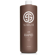 botella de SJOLIE Rapid Spray Tan Luxe ofrece secado rápido y tono uniforme.