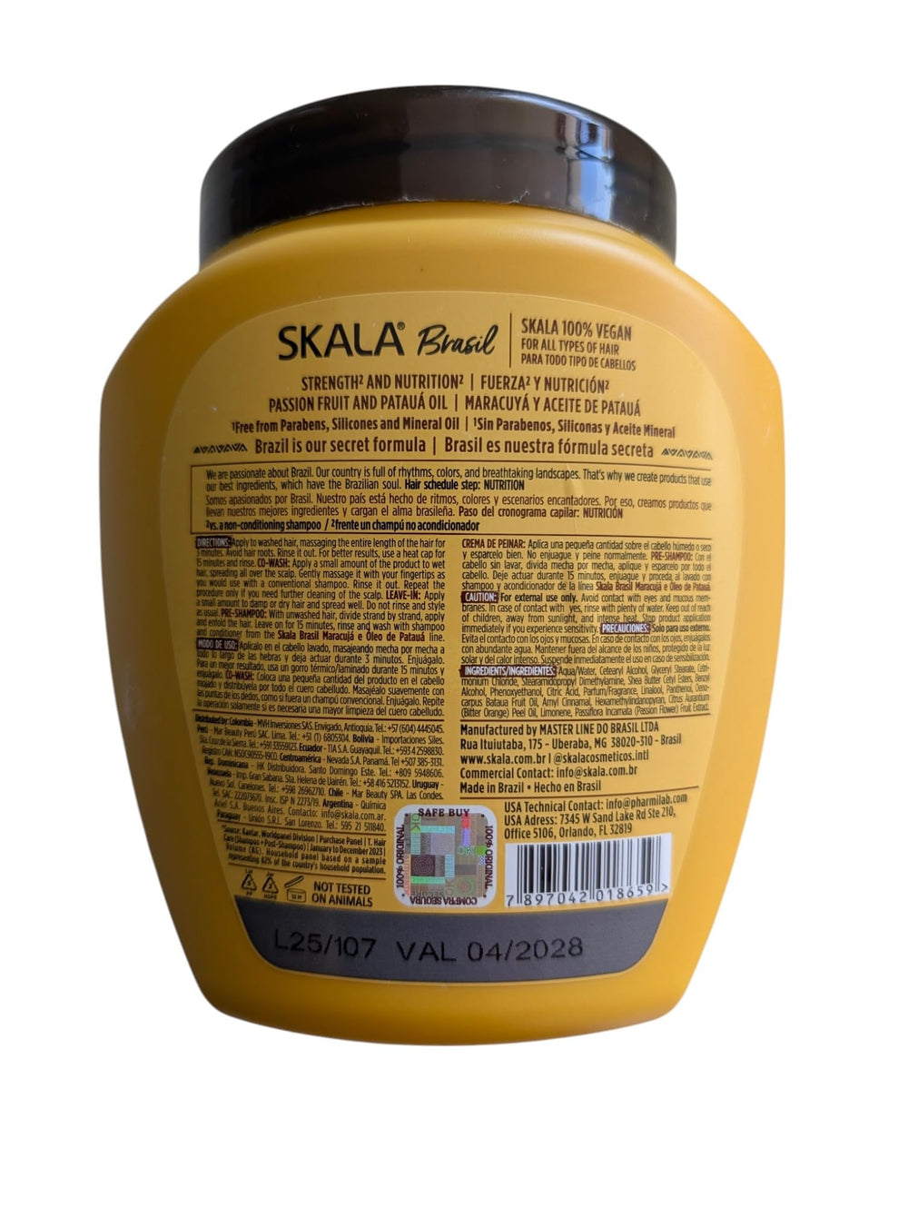 Textura crema rica de SKALA para nutrición profunda y puntas hidratadas