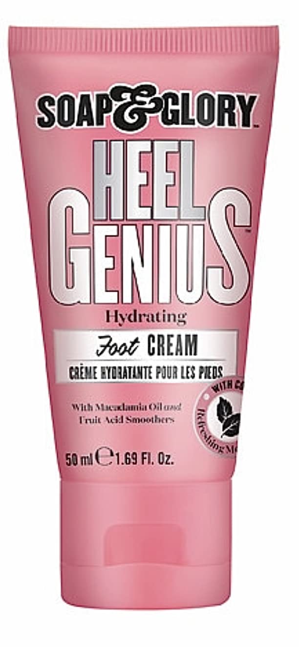 Crema de pies Soap & Glory hidrata y suaviza piel seca.
