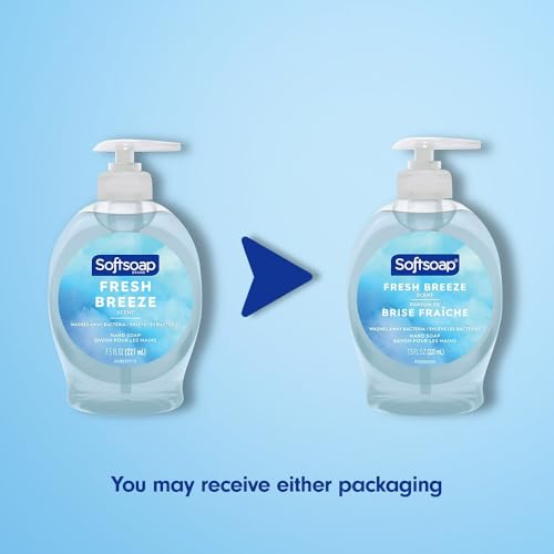 Espuma densa de Softsoap sobre manos para limpieza suave y eficaz
