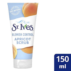 St Ives granulos de albaricoque en primer plano para exfoliación suave.