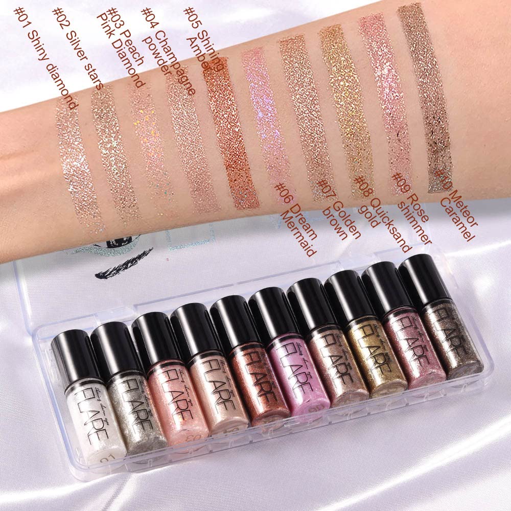 Delineadores líquidos SUAKE brillantes para líneas definidas y efecto sparkle.