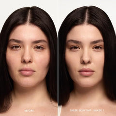 Summer Fridays Sheer Skin Tint cobertura suave minimiza enrojecimiento y poros.