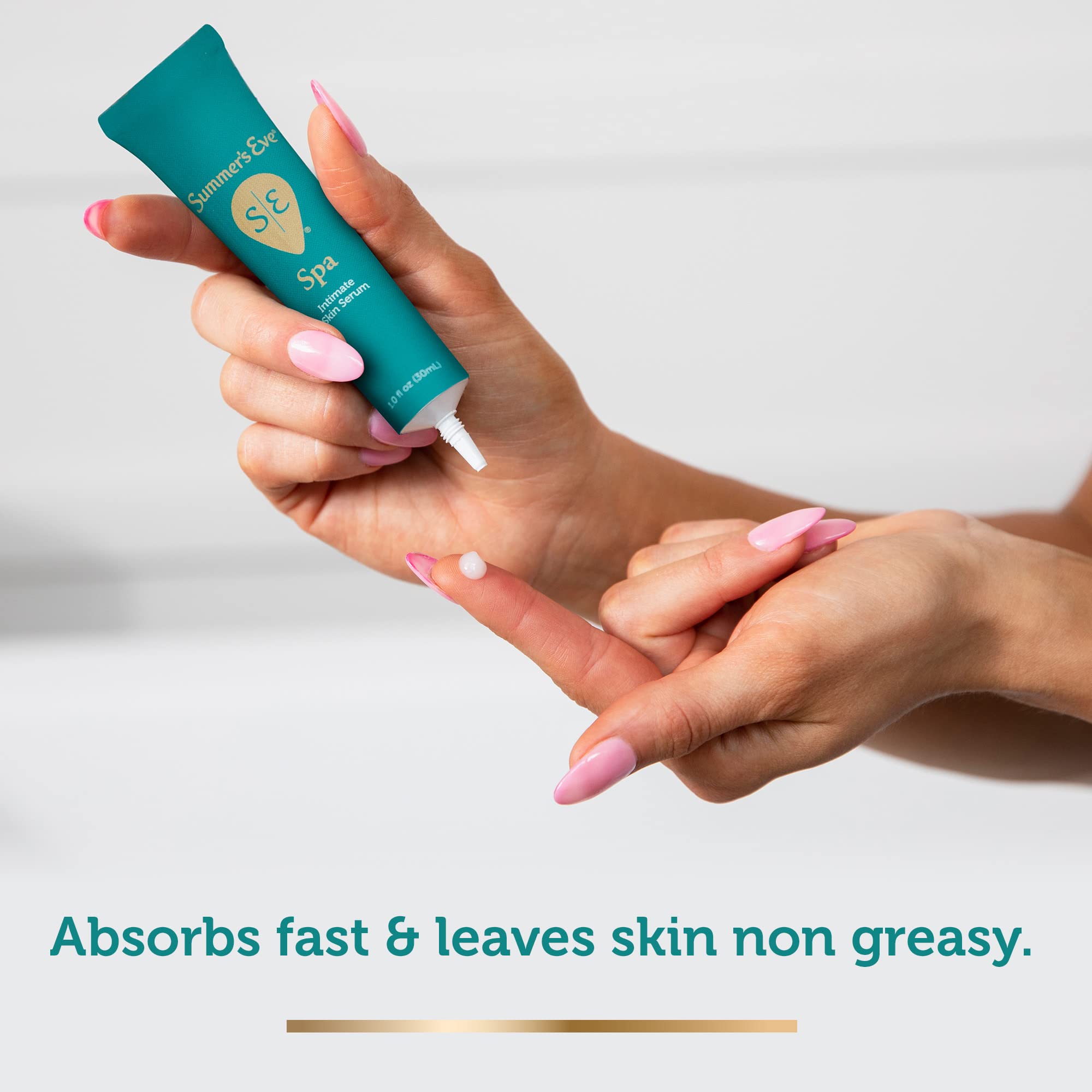 Sin fragancia, suave para piel sensible con Summer's Eve Spa Serum.