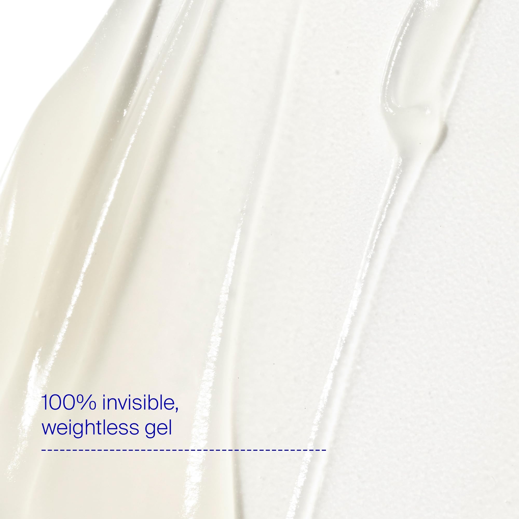 Supergoop! Unseen Sunscreen funciona como primer para fijar el maquillaje.