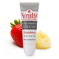 Balsamo labial organico de Superlan con aplicador suave para uso facil.