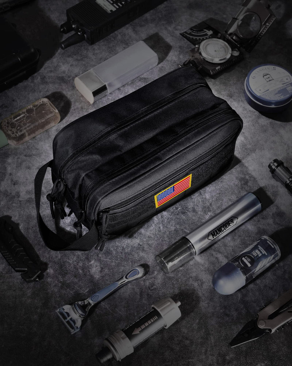 TACTICISM bolsa de aseo para hombre, dimensiones compactas, caben esenciales.