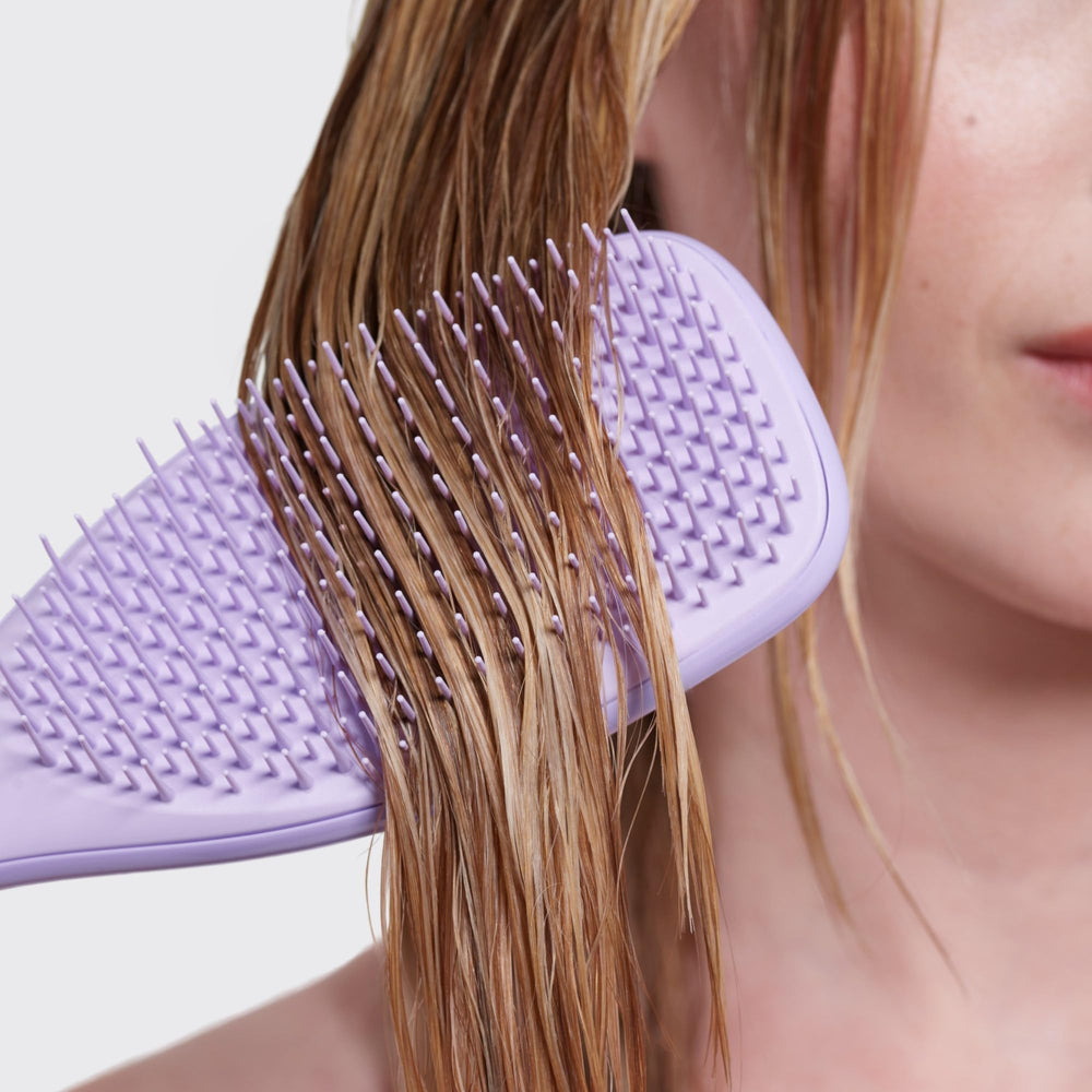 Tangle Teezer color Hypnotic Heather añade estilo a la rutina.