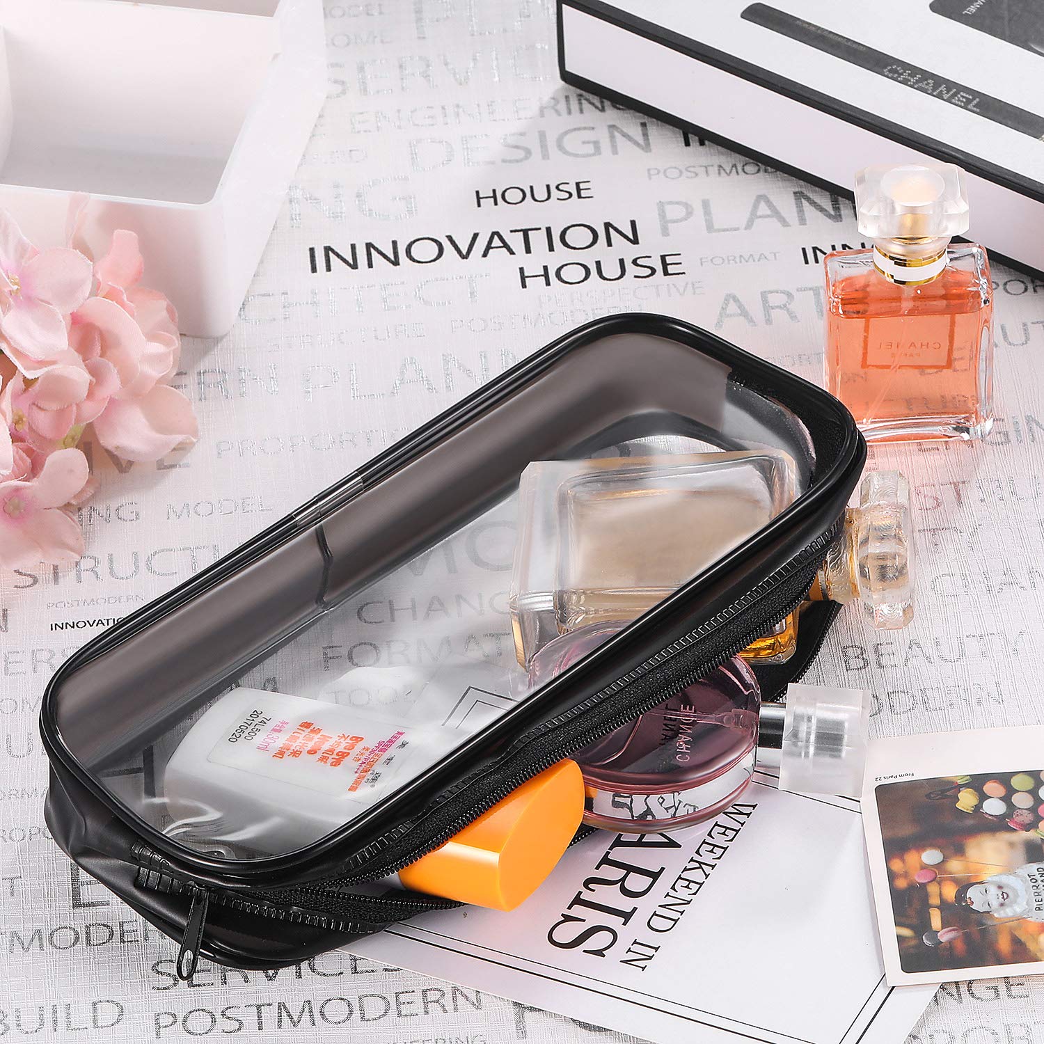 Tatuo pen case transparent container for quick stationery access.