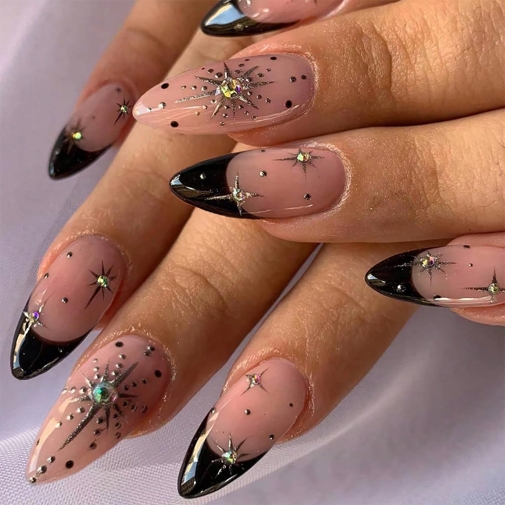 uñas TBRZTR frances negro con brillo y cristales para un look elegante.