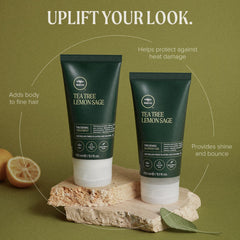 Tea Tree Lemon Sage muestra volumen visible en pelo fino.