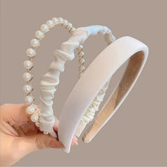 Diadema TEBIEKOY blanca de perlas, juego de tres, para looks elegantes.