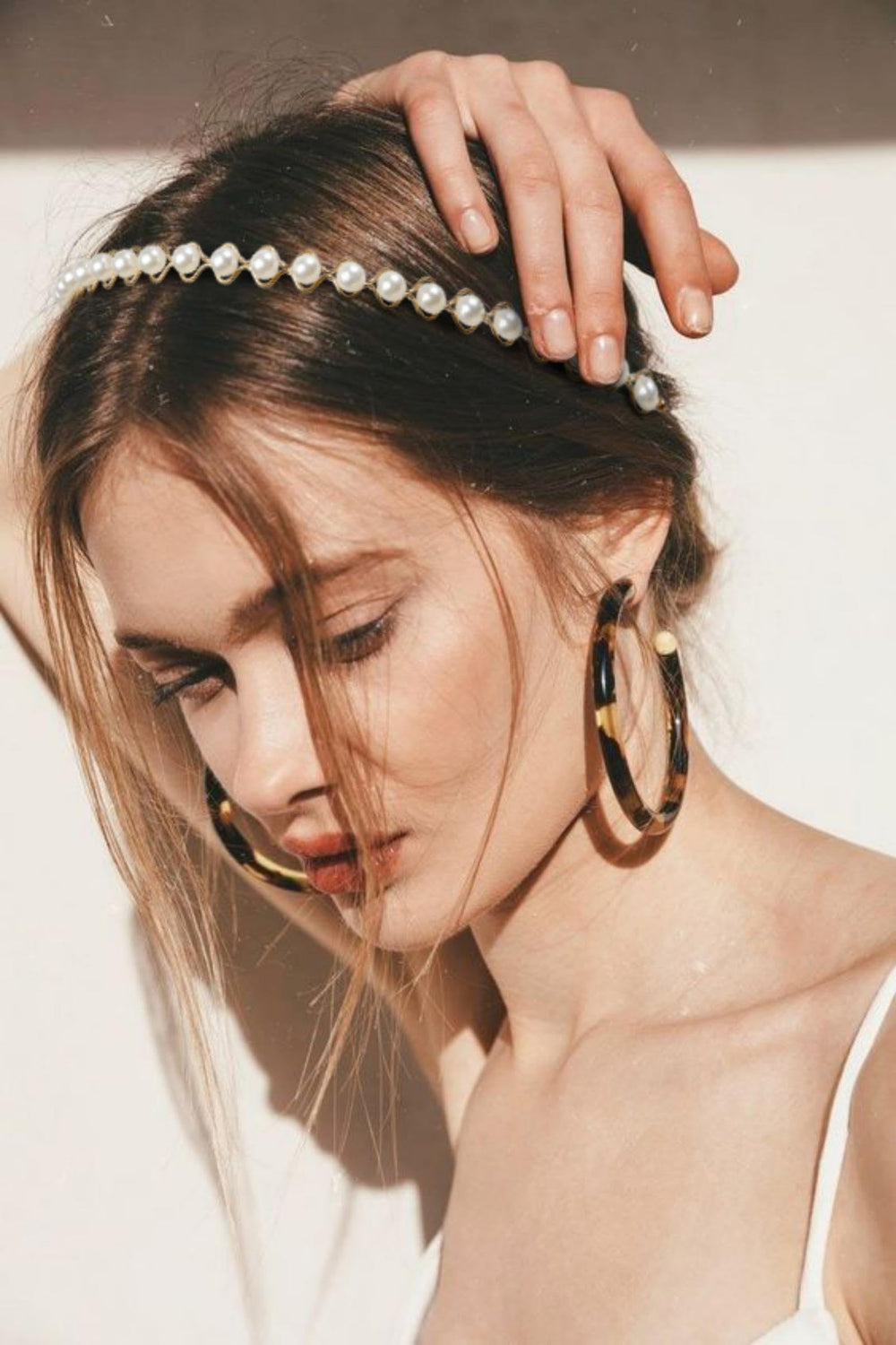 Diadema TEBIEKOY cómoda para uso prolongado gracias a su ligereza.