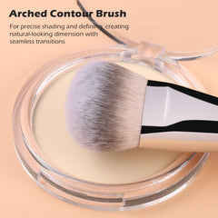 La brocha Teoyall corrector-angulado facilita cubrir imperfecciones con precisión.