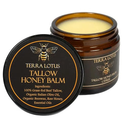 Terra Lotus bálsamo de sebo con miel en envase, hidratación suave.