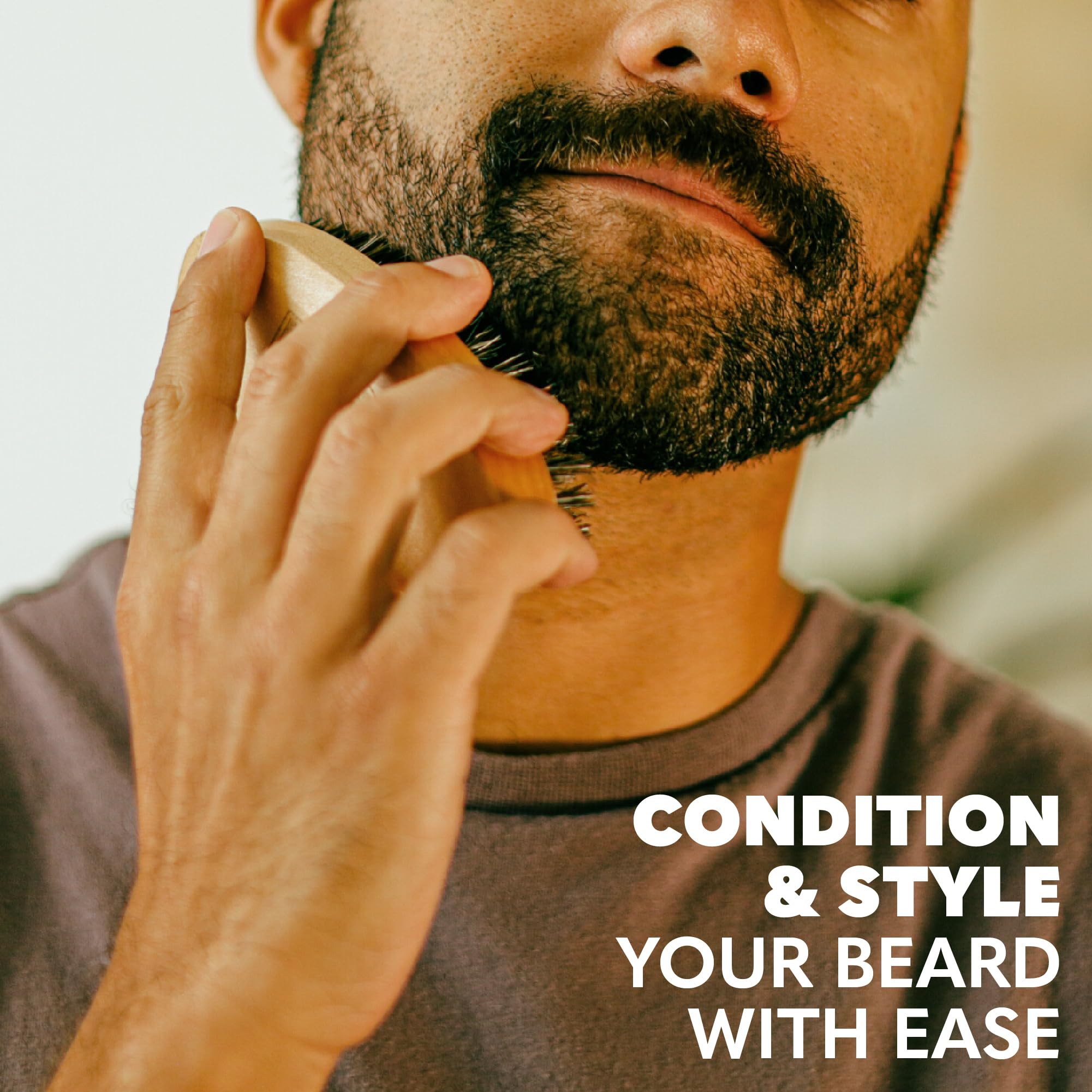 The Beard Club brocha para barba tamaño compacto perfecta para viajar