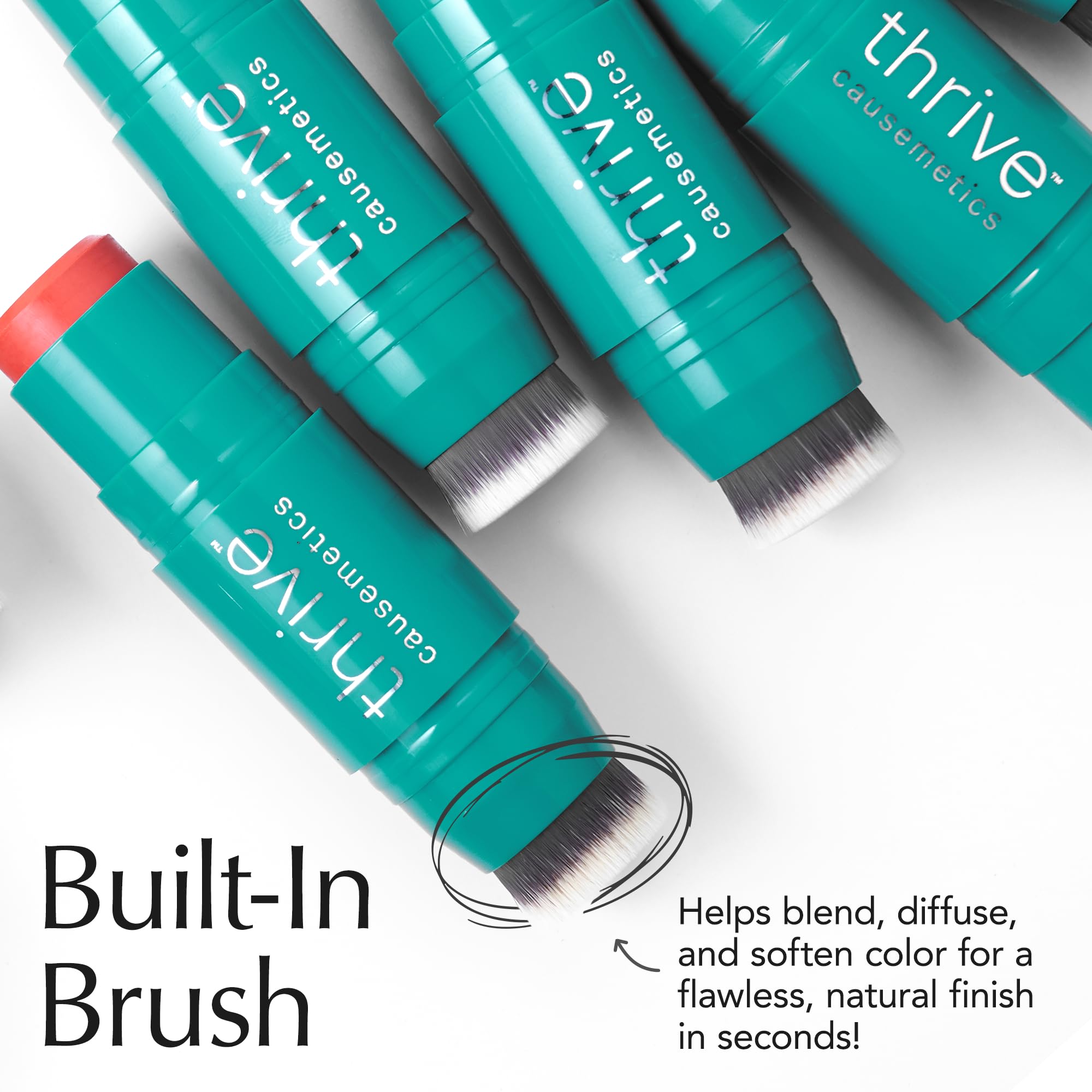 Thrive Kaisa colorete labial rosa empolvado de larga duración.