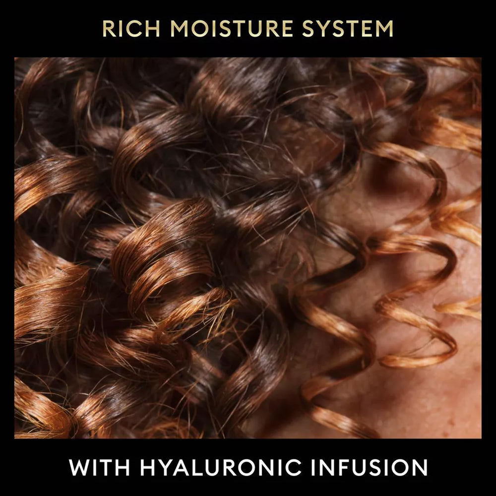 TRESemmé Wavy and curly definition image highlighting soft bounce