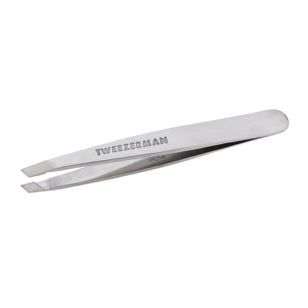 Puntas alineadas de Tweezerman Mini Slant, agarre seguro