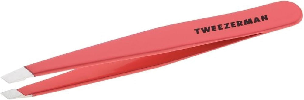 Tweezerman Slant 25° para cejas, precisión en depilación.