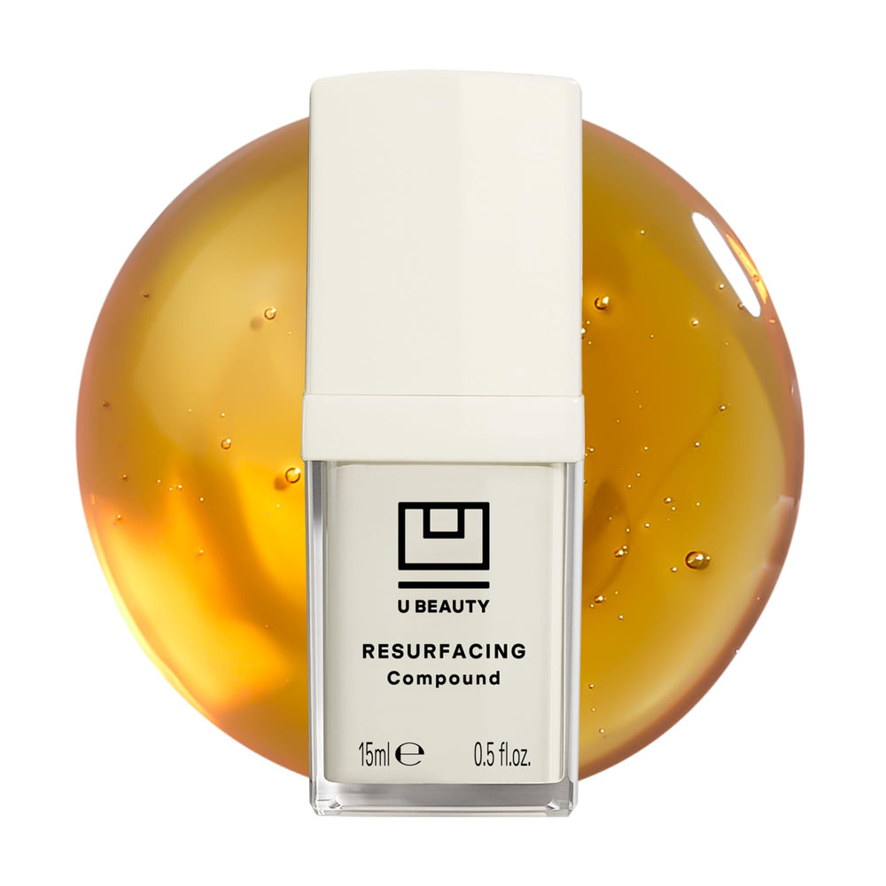 U Beauty Resurfacing Compound Serum en botella, hidrata profundamente la piel para un acabado suave.