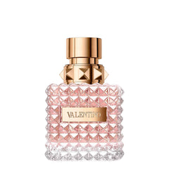 Valentino Donna, botella chic en primer plano, elegante para ocasiones especiales.