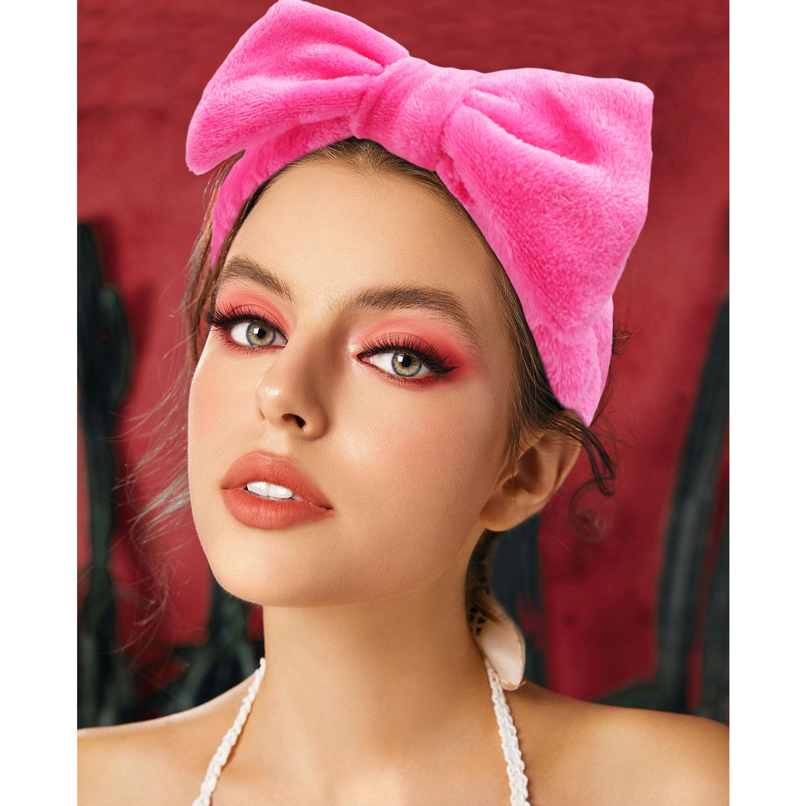 VELSCRUN Kit cuidado facial rosa fucsia para rutinas completas.