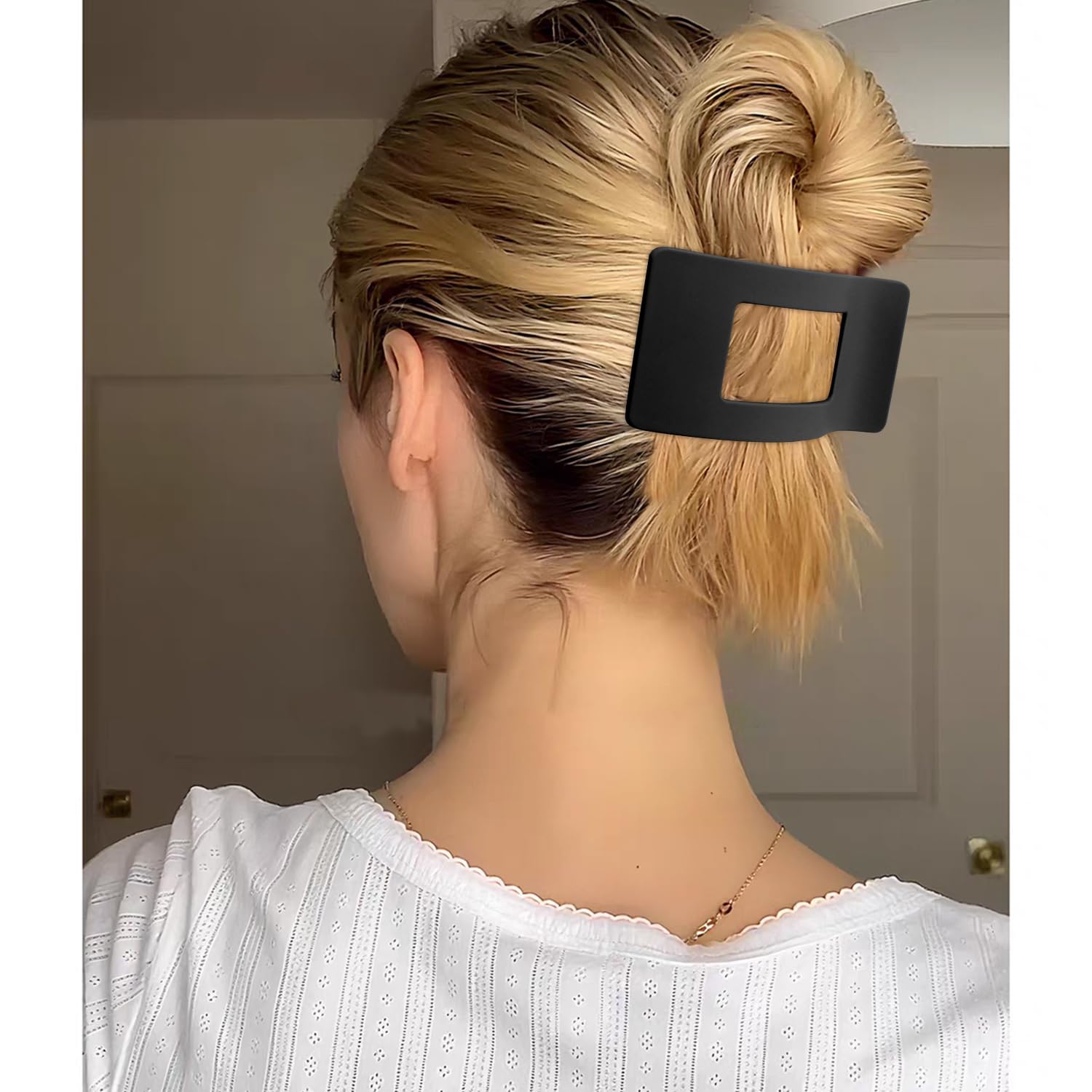 Pinza plana mate de VELSCRUN, ideal para cabello grueso u ondulado.