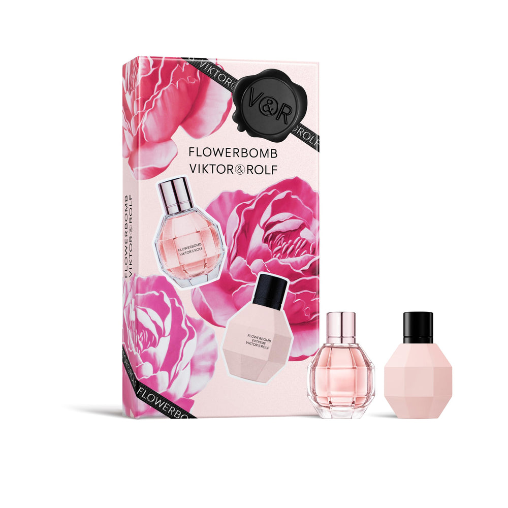 Viktor&Rolf Flowerbomb EDP bottle close-up, showcasing elegant design and lasting fragrance